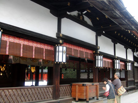 下鴨神社　拝殿