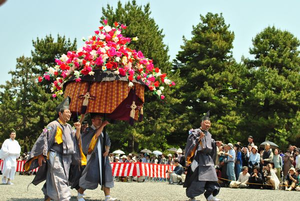 葵祭　風流傘