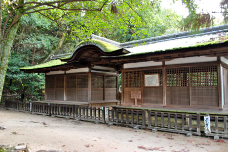 出雲建雄神社　拝殿