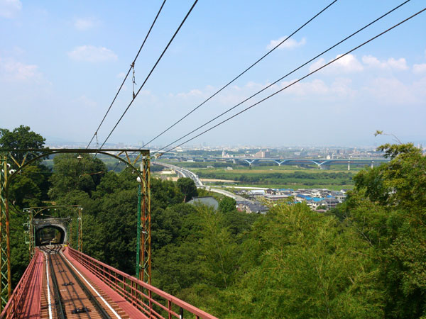 男山　ケーブルカー