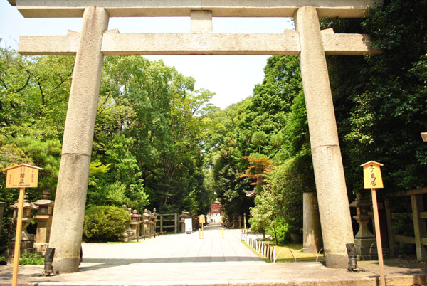 石清水八幡宮　三ノ鳥居