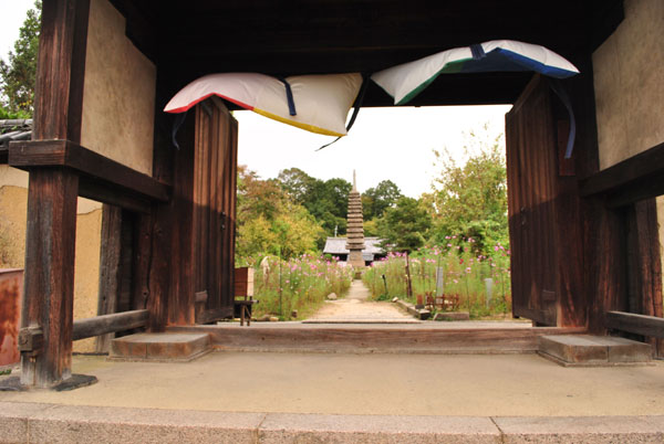 般若寺　楼門