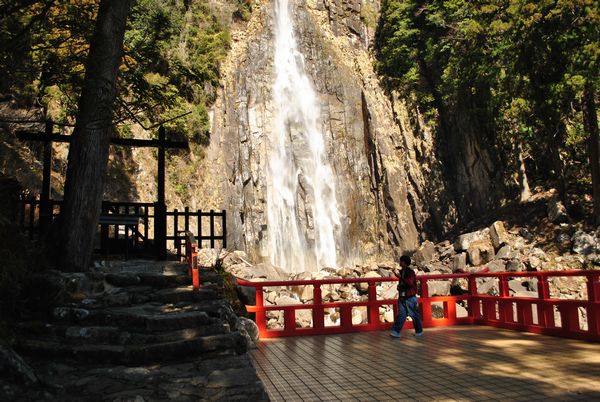 飛瀧神社　那智御滝拝所