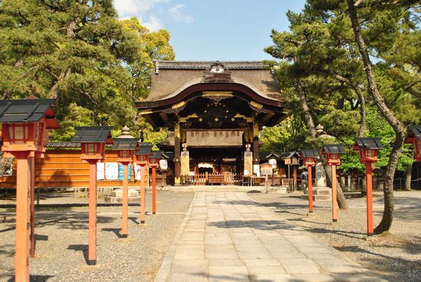 豊国神社　境内