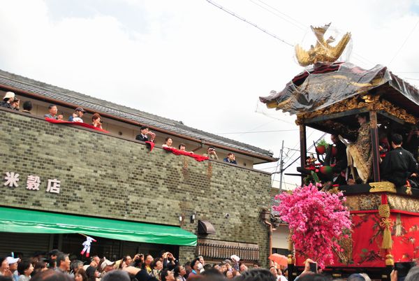 大津祭　中央小学校前