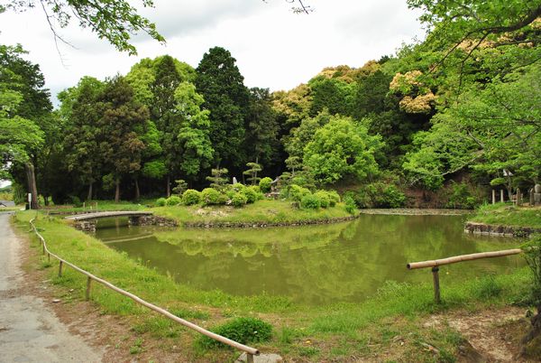 根来寺　聖天池