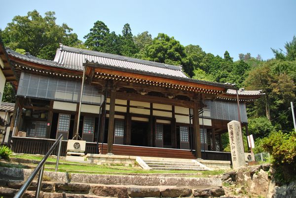 覚念寺　本堂