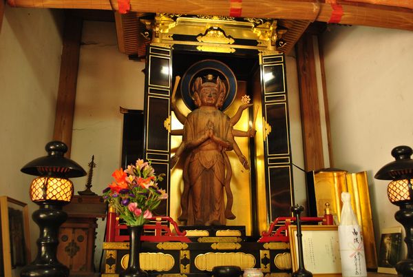 横山神社　馬頭観音