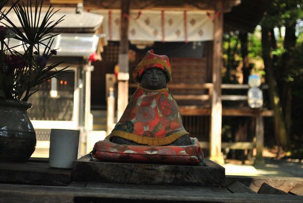 極楽寺　おもかる地蔵