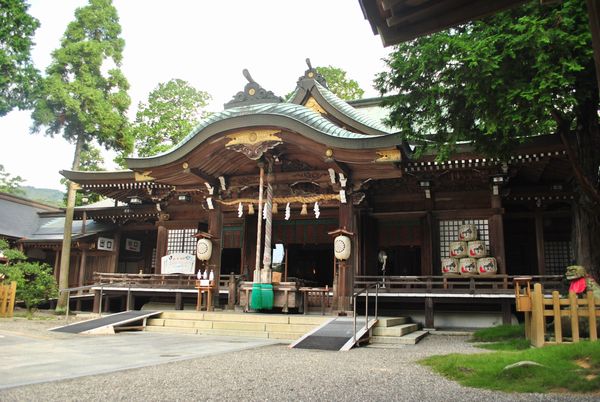 大麻比古神社　拝殿