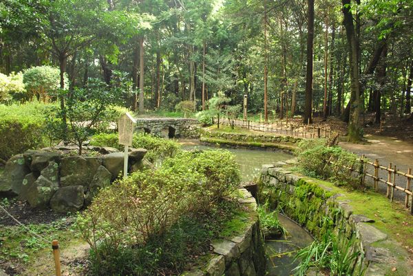 大麻比古神社　心願の鏡池