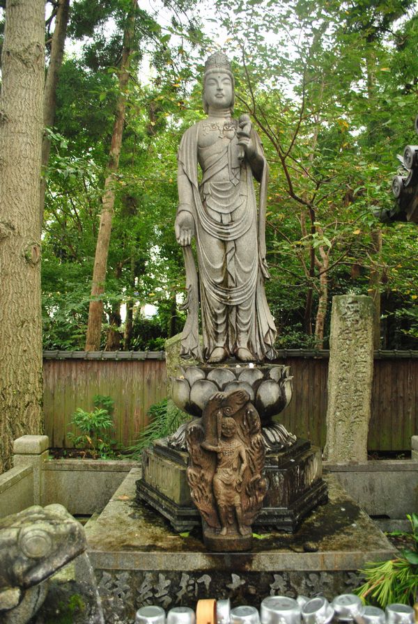 霊山寺　縁結び観音