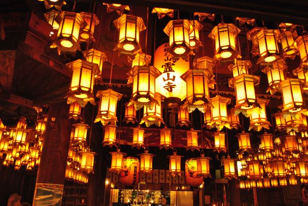 霊山寺　燈籠