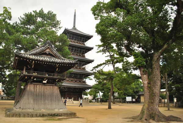 善通寺　五重塔