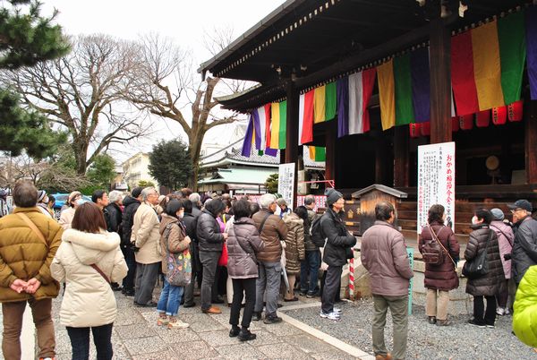 千本釈迦堂　本堂前