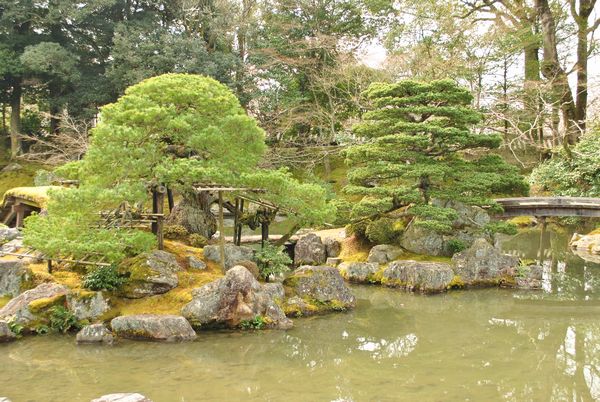 三宝院庭園　鶴島・亀島