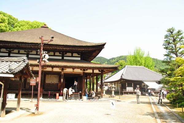 法界寺　境内