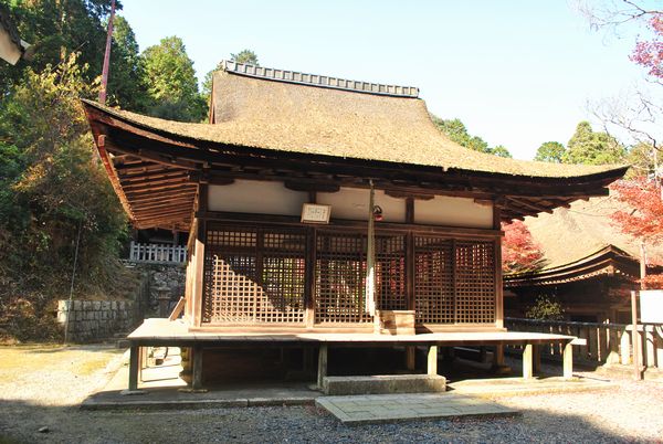 長寿寺　白山神社