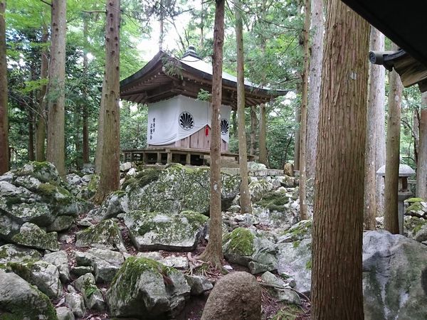 鞍馬寺　奥の院魔王殿