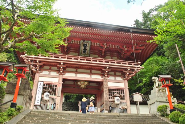 鞍馬寺　仁王門