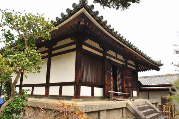 東大寺　開山堂