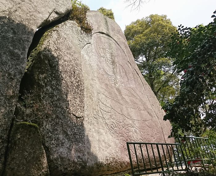 笠置寺　虚空蔵摩崖仏