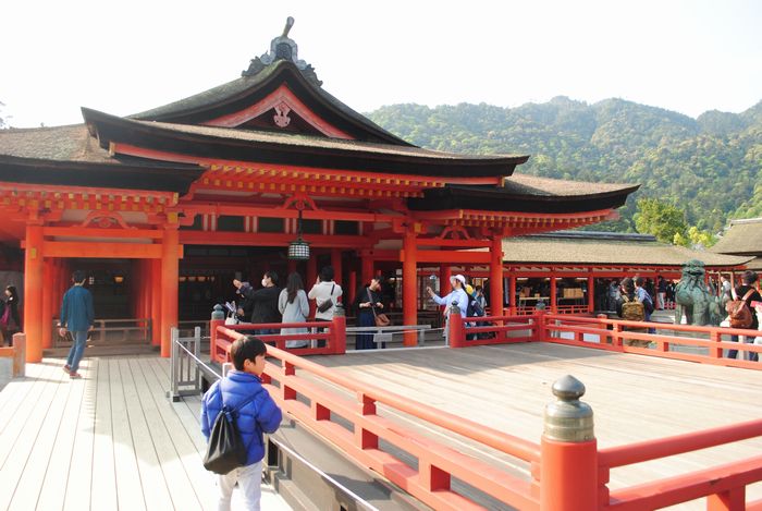 厳島神社　拝殿