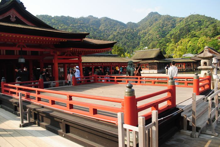 厳島神社　高舞台