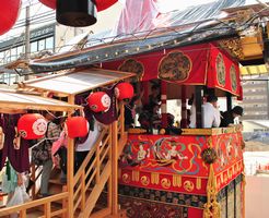 祇園祭後祭・宵山で南観音山に登ってみました。